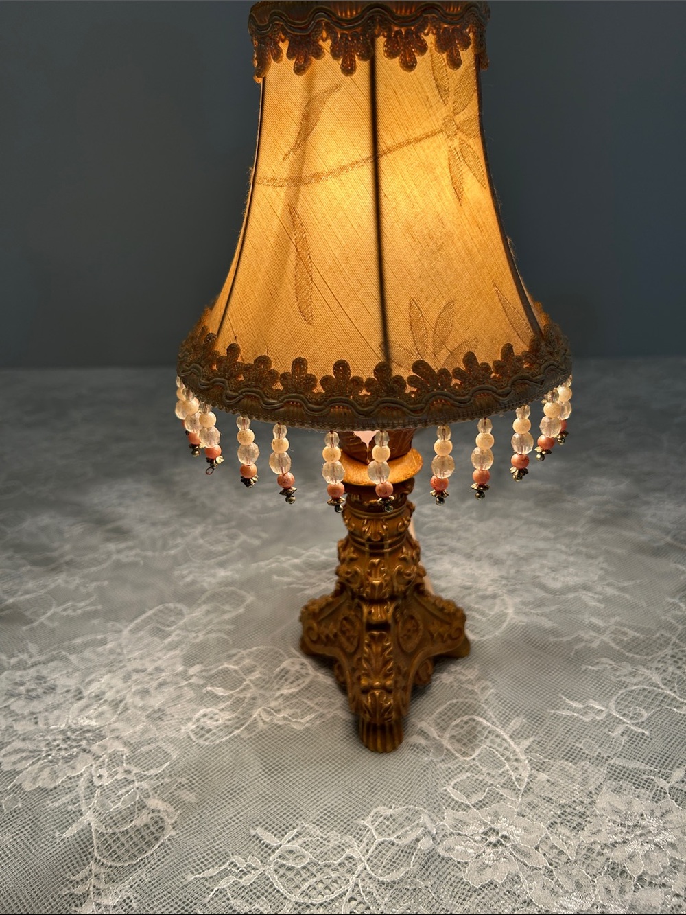 Vintage Small Resin Lamp Gold Finish 12 inches high - Picture 2 of 8